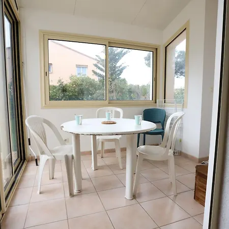 Prázdninový dům St Cyprien Grande Maison Familiale Proche